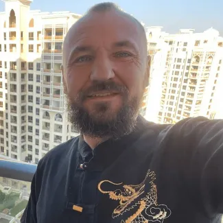 Dmytro L Dmytro L